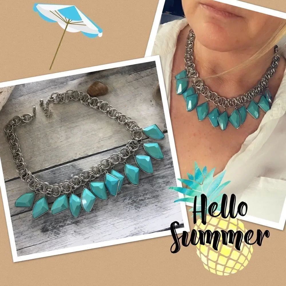 Faux turquoise look large link chain necklace